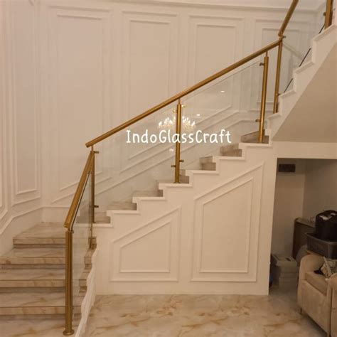 Pengerjaan Railing Tangga Kaca Tempered Di Surakarta Indo Glass Craft