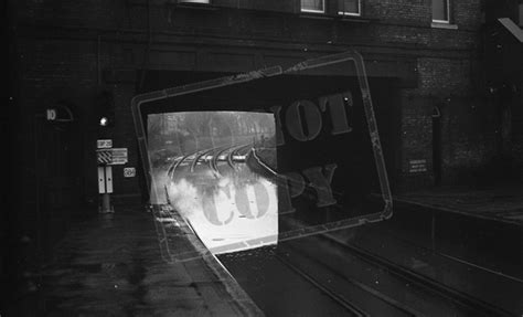 Rail Online Other Clock House Station Flood 1963c Ronegg15 006