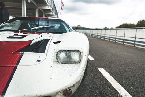 In Motion Images Adrian Newey And A Ford Gt40 At Goodwood