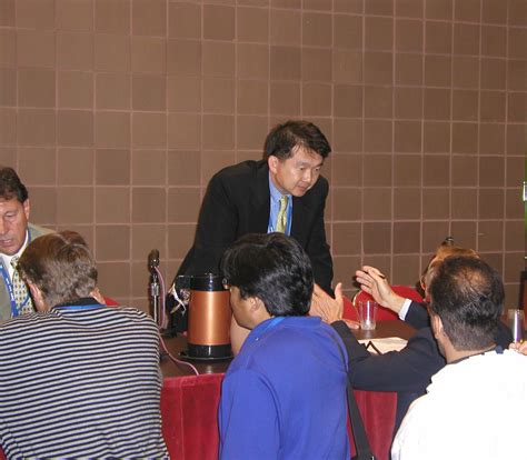 Papilla Reconstruction With Dr. Peter Noland, 2002 AAP 88th Scientific