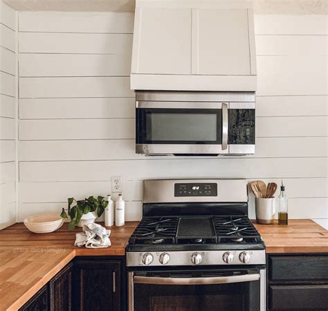 Diy Faux Vent Hood With Microwave Microwave In Kitchen Kitchen Vent