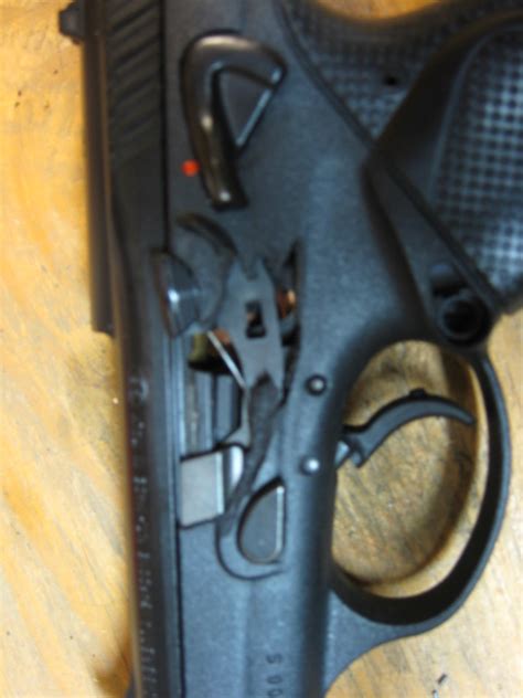 Beretta 9000s Grips Crack Top Replacement