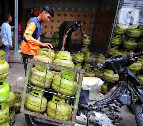 Reaksi Jokowi Usai Warga Mengadu Soal Kelangkaan Lpg Kg