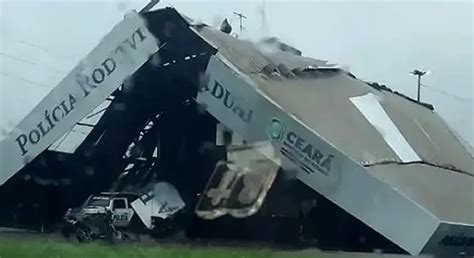 Teto da Polícia Rodoviária em Aquiraz desaba após forte chuva Sinal News