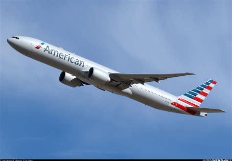 Boeing 777-323/ER - American Airlines | Aviation Photo #4677259 ...