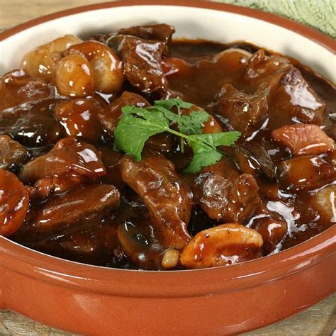 Burgundy Beef Stew Beef Recipes Soup Recipes Cooking Recipes Popular French Food Beef