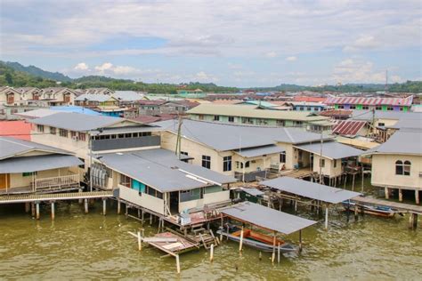 Kampong Ayer: Visiting the worlds largest floating village.