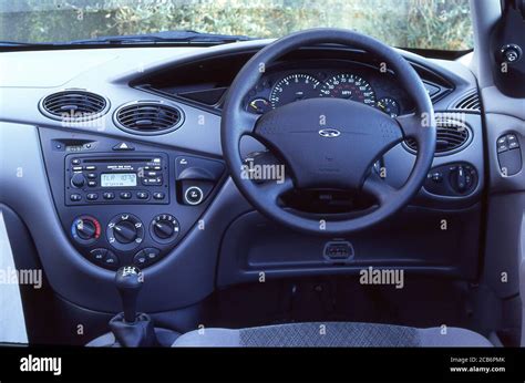 Interior of a1998 Ford Focus MK1 5 door Stock Photo - Alamy