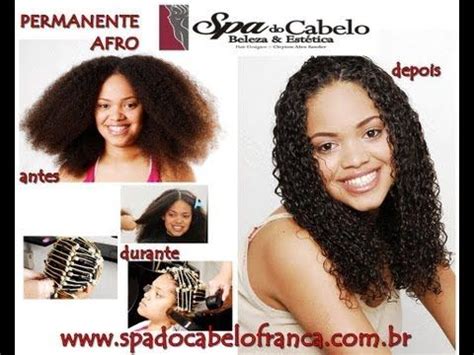 CLEYTON ALEX SANDER MOSTRANDO COMO FAZER PERMANENTE AFRO SUA LINHA