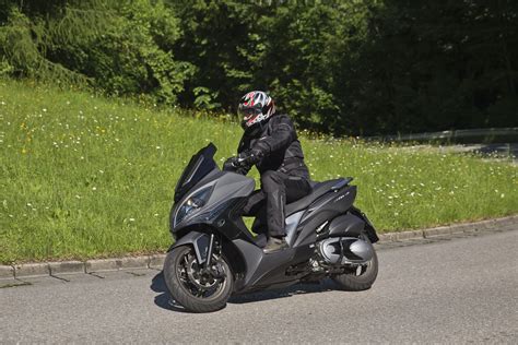 Motorrad Vergleich Yamaha Xmax Vs Kymco Xciting I Abs