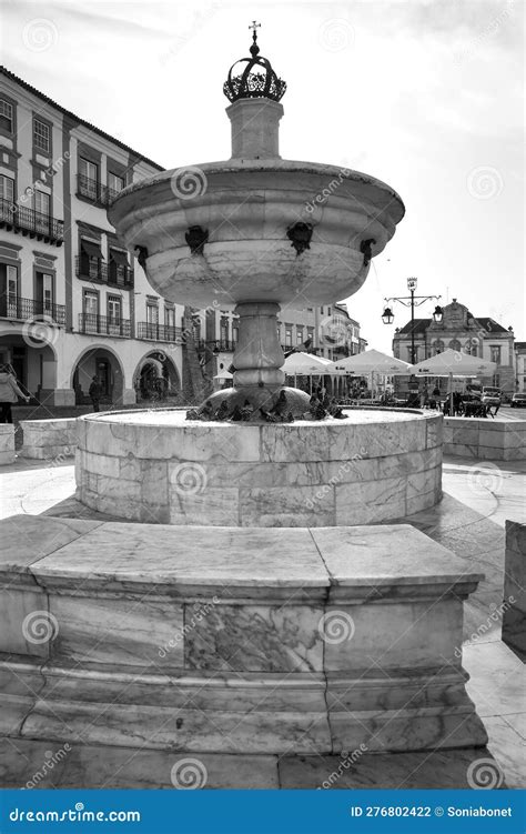 Beautiful Fountain In The Main Square Of Evora Town Editorial