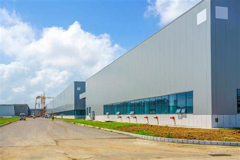 E-commerce significantly reshapes real estate | In2Assets