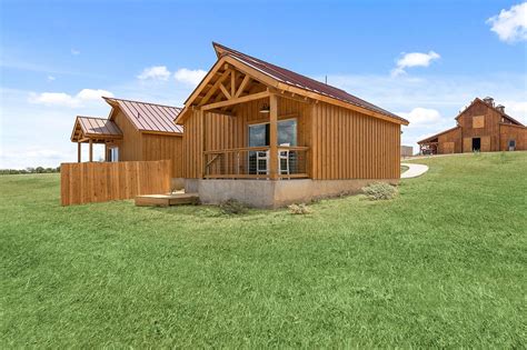 Zebra Cabin in Texas - Blue Hills Ranch