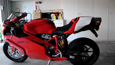 Ducati 749R - YouTube