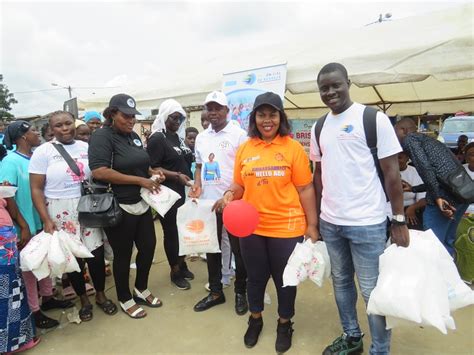 Journée Mondiale de l Hygiène Menstruelle ONG ARC CIEL DU BONHEUR