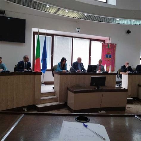 Crotone Bonifica Psc E Opere Pubbliche Avviate Voce Parla Delle Cose