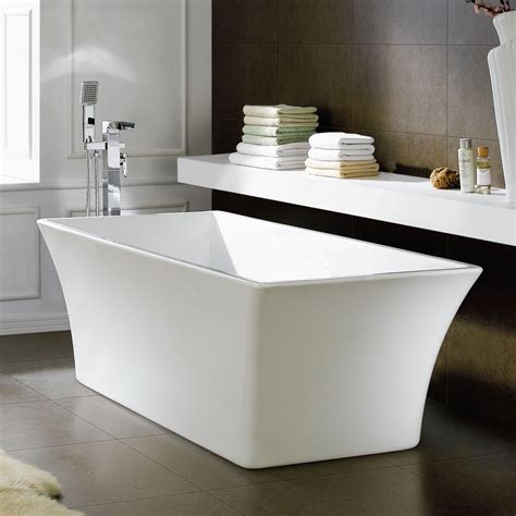 20+ Small Space Freestanding Tub In Small Bathroom