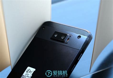 Android性能王者易主 高通骁龙845全球首发视频评测 爱搞机