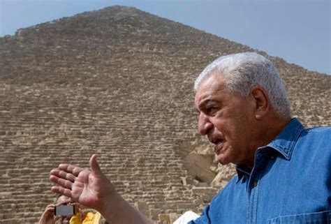 Egypt's world-famous archaeologist back in the field - Business Insider