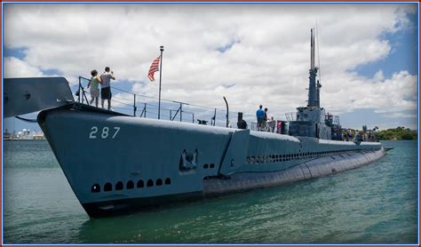 The USS Bowfin Submarine - Pearl Harbor Memorials