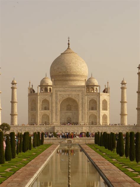 The Changing Shades Of Taj Mahal Times Of India