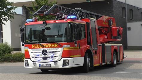 Neue Drehleiter Hlf Und Neue Dl Hauptamtliche Feuerwache Bocholt