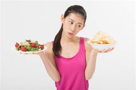 ダイエット中に間食するならコレ！夜中に小腹が空いた時にオススメの商品5選 ひらりす