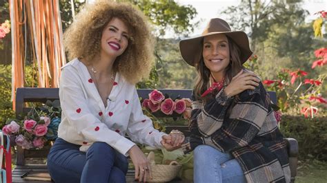 Tudo Bateu Ivete Sangalo e Vanessa da Mata lançam canção em programa