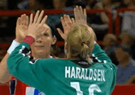 Katrine Lunde Katja Nyberg Katrine Lunde Katja Nyberg High Five