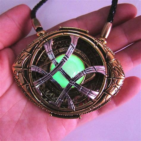 Dr Doctor Strange Eye of Agamotto Necklace Amulet Antique Pendant ...