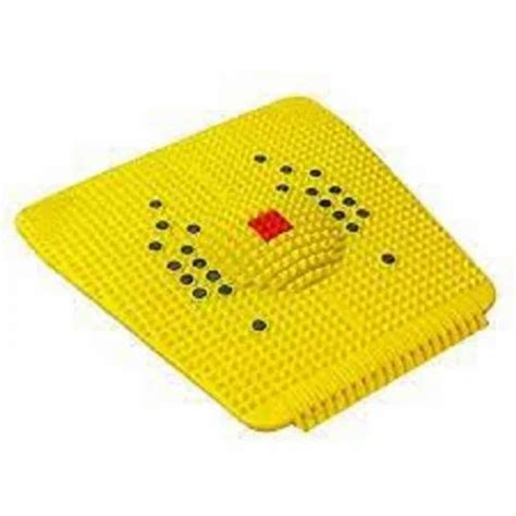 Yellow Plastic Acupressure Mat Model Name Number Nnn At Rs