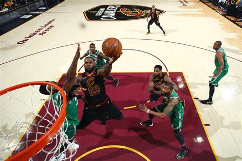 Nba东部决赛：骑士vs凯尔特人g4比赛高清图片凯尔特人骑士决赛新浪新闻