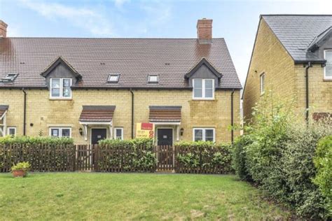 3 Bedroom End Of Terrace House For Sale In Spring Meadow Witney Ox28