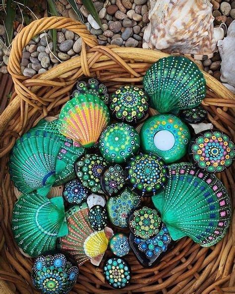 310 ideeën over Painted sea shells beschilderde schelpen schelpen