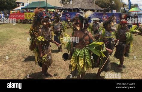 Aboriginal dance Stock Videos & Footage - HD and 4K Video Clips - Alamy