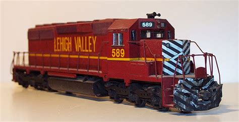 online club train model: HO Scale Locomotives