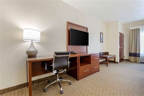 Comfort Suites Copperas Cove, TX - See Discounts