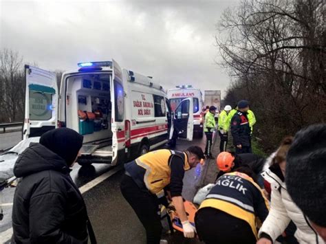 Sakarya Da Trafik Kazas Yaral