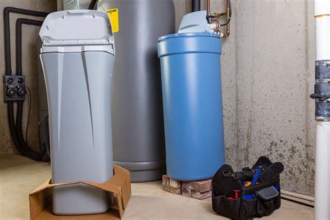 5 Advantages and Disadvantages of Using a Water Softener