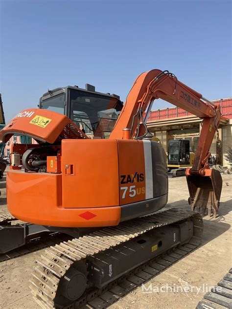 Hitachi ZX75US Tracked Excavator For Sale China Shanghai VG39107