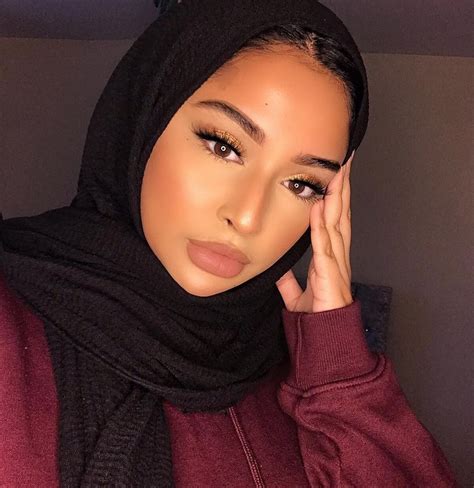 🖤lonerhijabi🖤 Hijab Fashion Inspiration Mode Inspiration Curly Hair