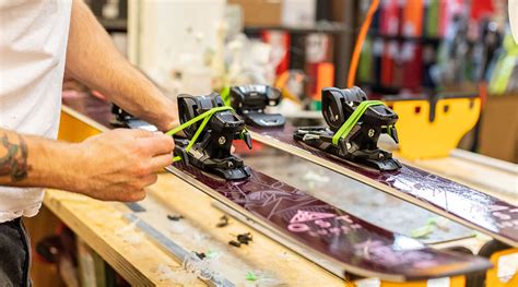 How To Wax Skis And Snowboards At Home Evo