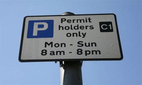 Permit Holders Only Sign - Parking Permitted Signs-driveJohnson's