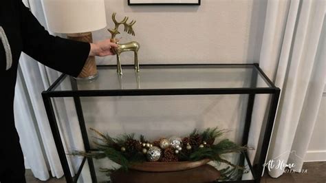 Effortless Elegance: Simple Holiday Decorating Ideas | Redesign