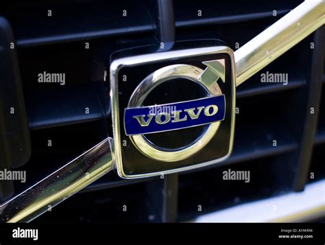 Volvo Badge Hi Res Stock Photography And Images Alamy