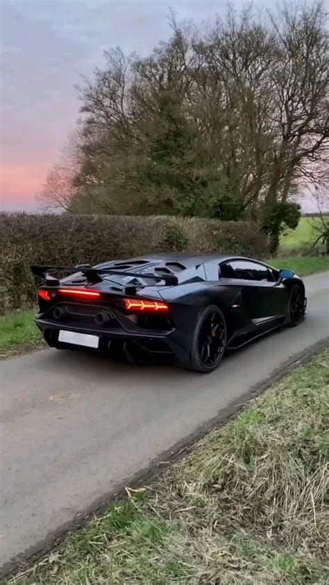 BLACK AVENTADOR🥵 | Sports cars luxury, Best luxury cars, Beautiful art ...