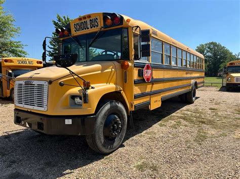 2001 Thomas Freightliner School Bus - Gavel Roads Online Auctions