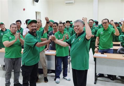 Dua Pejabat Teras Jatim Lepas Kontingen Porwanas Jatim Xiii Di