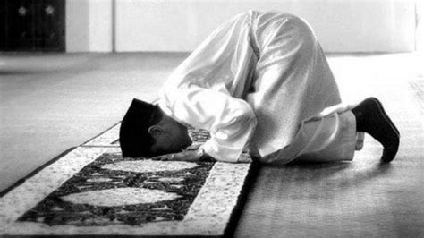 Jam Berapa Sholat Dhuha? Bacaan Niat dan Doa Sholat Sunnah Dhuha Setiap ...