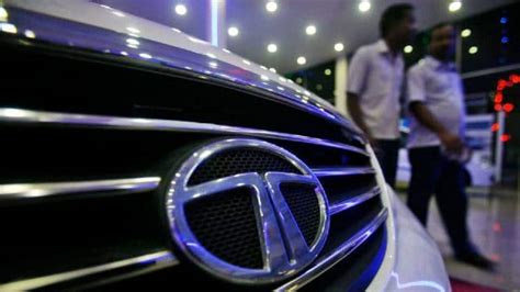 Tata Motors Hits Fresh Record High On Hopes Of Solid Q3 Earnings